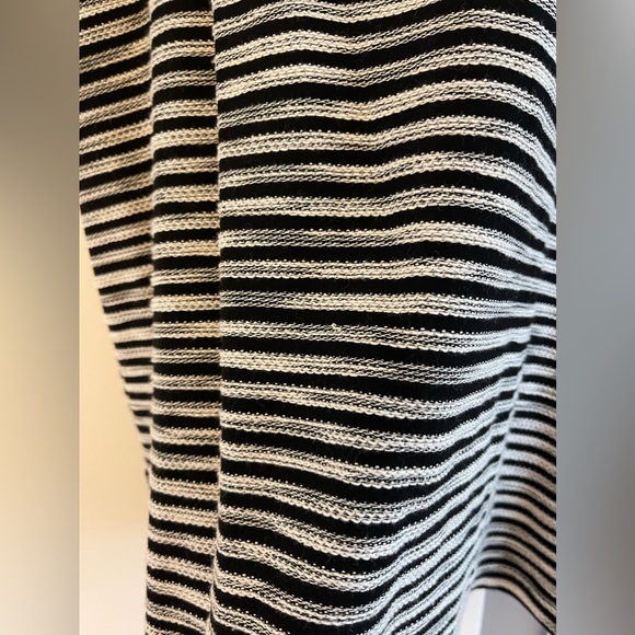 LOFT Striped Bubble Sleeve Top - Picture 5 of 6